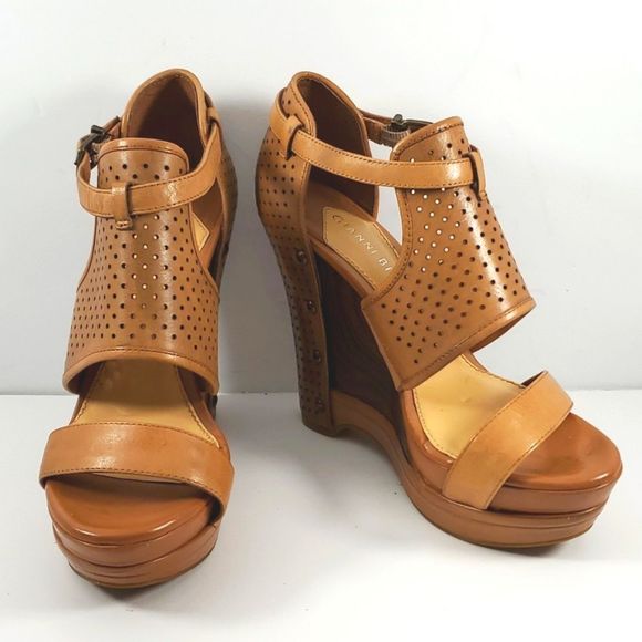 NEW!!!!! Gianni Bini Wedges Size 7.5M. S809 - Picture 1 of 7